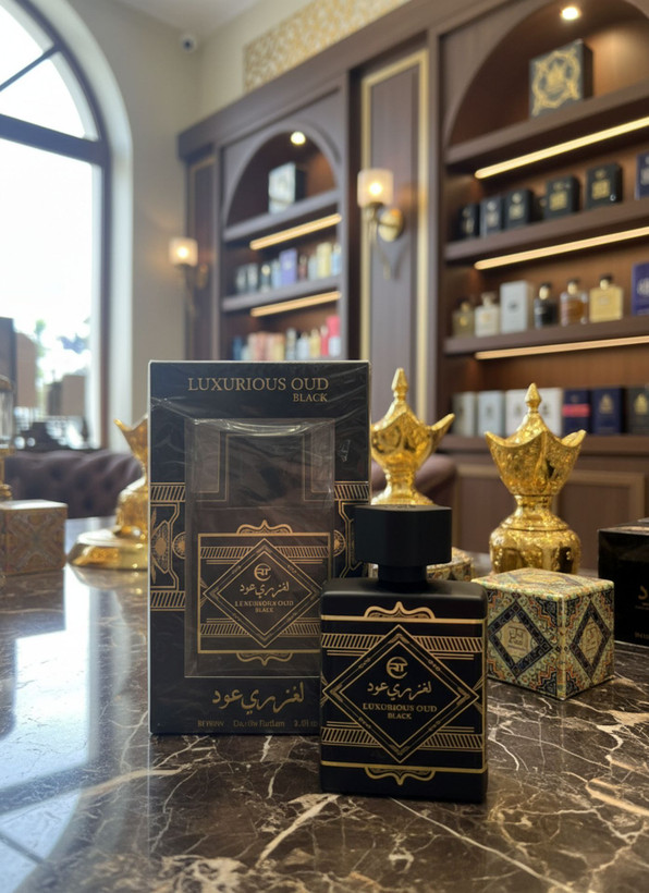 ادکلن الغزری عود مشکی⚫ صورتی🩷 گرم و تند-تلخ و شیرین (چوبی ادویه ای), جنسیت : مردانه و زنانه, حجم : 100 میل, , یک شاهکار عودی ..