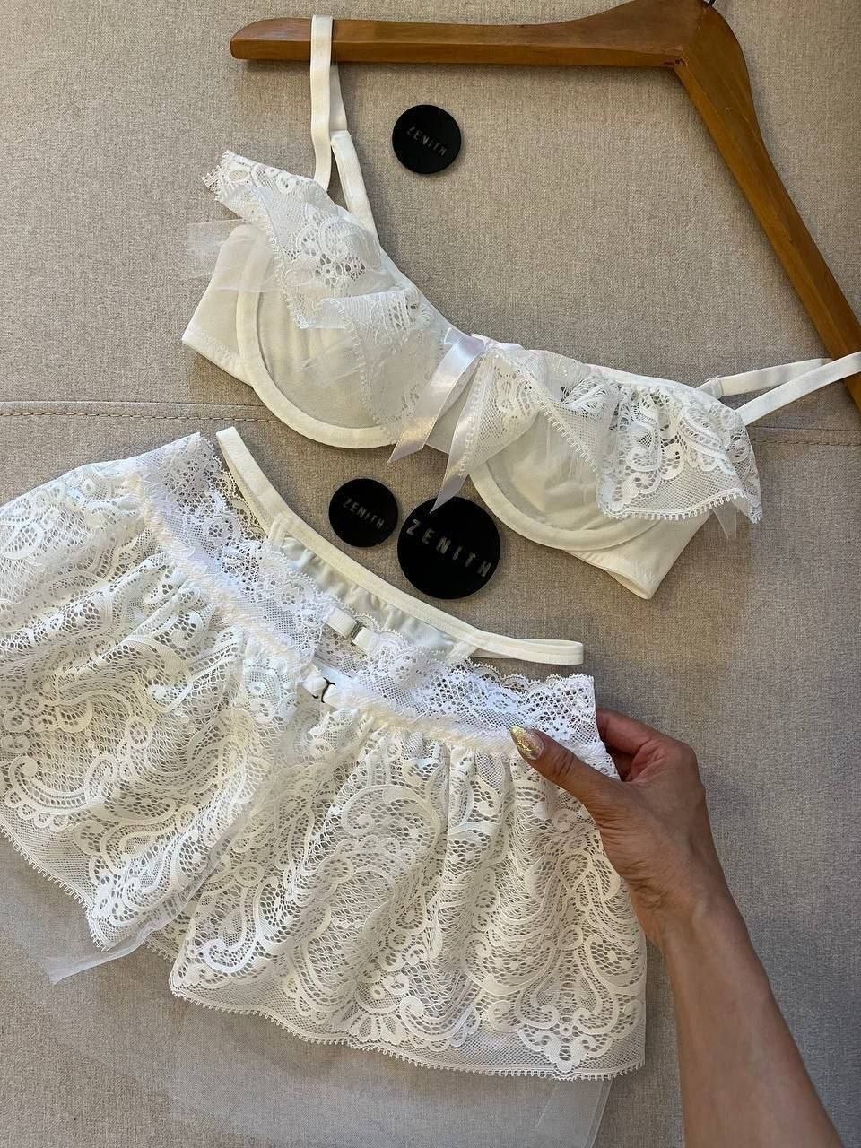 فانتزی سه تیکه  رنگ🖤قرمز♥️سفید🤍  سایز:L.XL