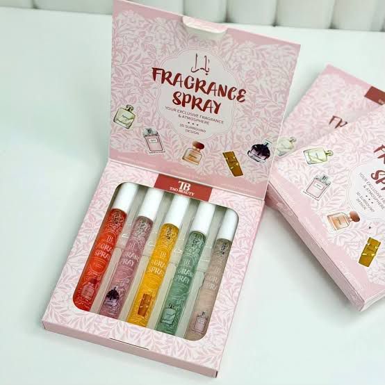 ادکلن های خوشبو یارا😍 در 5 رایحه  10 میل