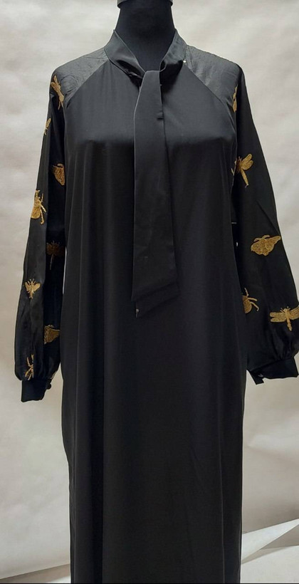 عبا کرواتی الیزه درجه ۱ و تافته سوزندوزی هندی طرح تاج, طرح سنجاقکفیری(۳۸_۵۲)