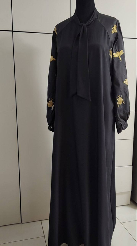 عبا کرواتی الیزه درجه ۱ و تافته سوزندوزی هندی طرح تاج, طرح سنجاقکفیری(۳۸_۵۲)