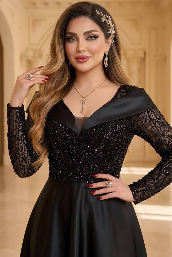 خرجکار گل برجسته و پولک دامن ساتن آمریکایی 4سایز سایز2 (38.40) سایز3(42_44 ) سایز4(46 )سایز5(48) رنگ بندی مشکی