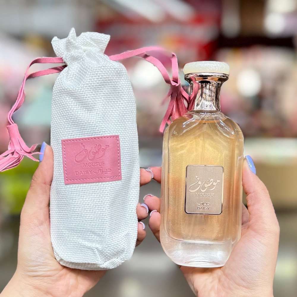 ادکلن موصوف دیزی mousuf daisy ارض الزعفران  کشور امارات متحده عربی UAE زنانه طبع: خنک حجم: 100 میل ارسال ۵روز کاری
